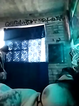 Cristal queen  online show from 5, 3, 2026