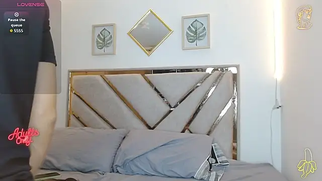 Snapshot of oliver___saint chatting on 29, 3, 2026 oliver saint online show from 29, 3, 2026