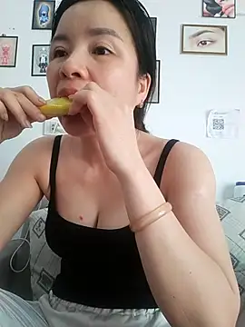 Snapshot of Ivy_Trix2 chatting on 2, 3, 2026 Ivy Trix2 online show from 2, 3, 2026