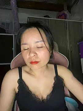 Snapshot of Ivy_Trix2 chatting on 8, 3, 2026 Ivy Trix2 online show from 8, 3, 2026