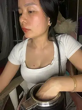 Snapshot of Ivy_Trix2 chatting on 14, 3, 2026 Ivy Trix2 online show from 14, 3, 2026