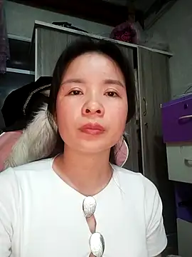 Snapshot of Ivy_Trix2 chatting on 17, 3, 2026 Ivy Trix2 online show from 17, 3, 2026