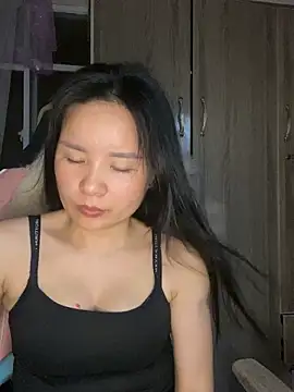 Snapshot of Ivy_Trix2 chatting on 31, 3, 2026 Ivy Trix2 online show from 31, 3, 2026