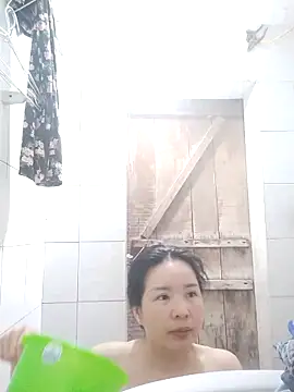 Snapshot of Ivy_Trix2 chatting on 16, 4, 2026 Ivy Trix2 online show from 16, 4, 2026