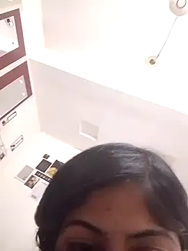 tanishaww online show from 10, 3, 2026