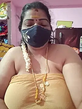 Snapshot of tamil_lathikaaa chatting on 26, 6, 2026 tamil lathikaaa online show from 26, 6, 2026