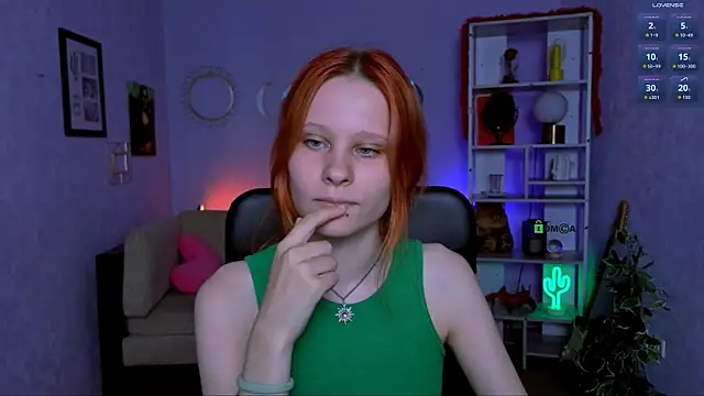 cassandra nik online show from 4, 6, 2026