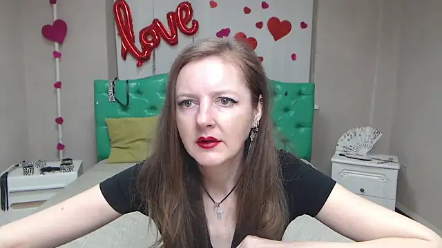 Snapshot of MeganPirs chatting on 10, 4, 2026 MeganPirs online show from 10, 4, 2026