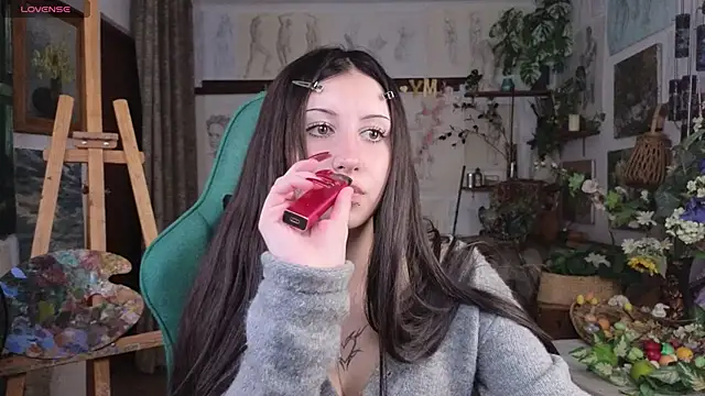 EffieMeowley online show from 15, 4, 2026