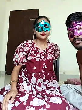 Snapshot of Sweet_Cpl_ chatting on 2, 3, 2026 Sweet Cpl online show from 2, 3, 2026