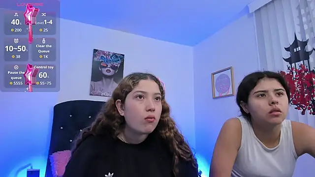 Snapshot of valeria_and_zoe chatting on 31, 3, 2026 valeria and zoe online show from 31, 3, 2026
