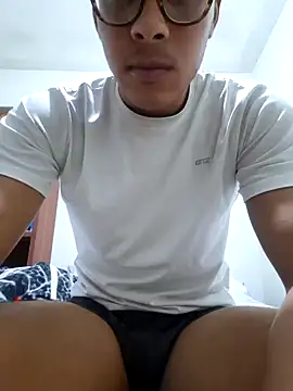 Snapshot of SweetMig chatting on 28, 2, 2026 SweetMig online show from 28, 2, 2026