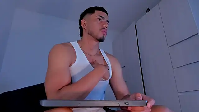 Snapshot of THADEO_KING2 chatting on 23, 3, 2026 THADEO KING2 online show from 23, 3, 2026