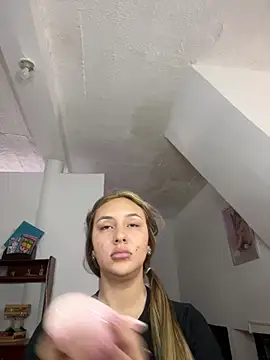 SamanthaVega  online show from 19, 3, 2026