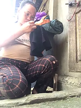 Snapshot of muimui990 chatting on 27, 2, 2026 muimui990 online show from 27, 2, 2026