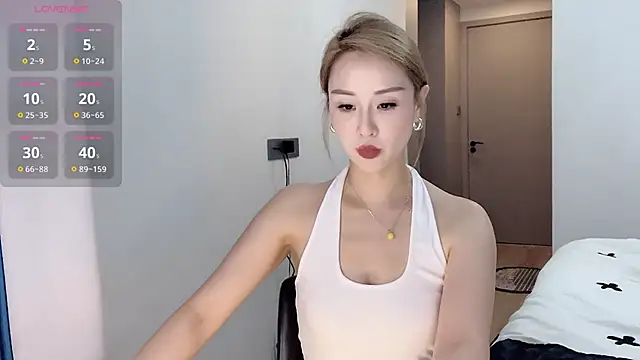 Snapshot of xiaolu-686 chatting on 12, 5, 2026 xiaolu-686 online show from 12, 5, 2026