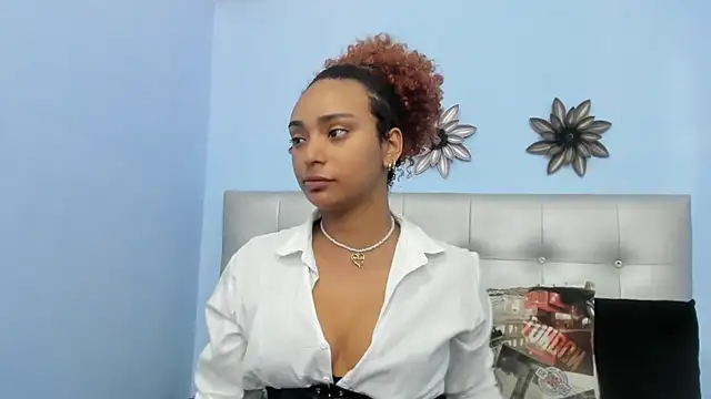 Snapshot of Saray_sexylove chatting on 30, 3, 2026 Saray sexylove online show from 30, 3, 2026