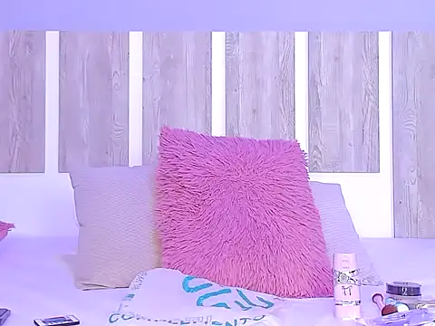 EmilySearss online show from 14, 3, 2026