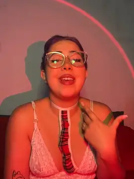 lorettaivonne online show from 2, 3, 2026