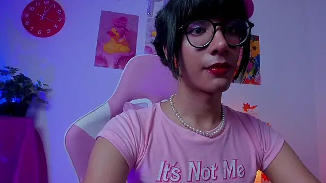 Madeline 21 online show from 2, 3, 2026