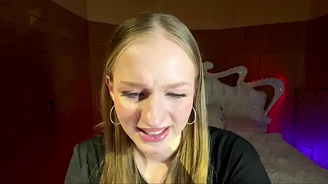 Anika Socutehe online show from 4, 4, 2026