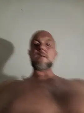 HornyDaddyMuscle online show from 18, 7, 2026