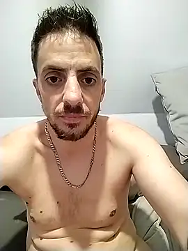 Snapshot of hommebi64 chatting on 2, 3, 2026 hommebi64 online show from 2, 3, 2026