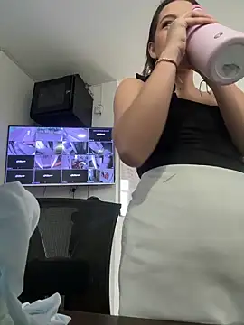 Snapshot of Megaan_Rousee chatting on 22, 3, 2026 Megaan Rousee online show from 22, 3, 2026