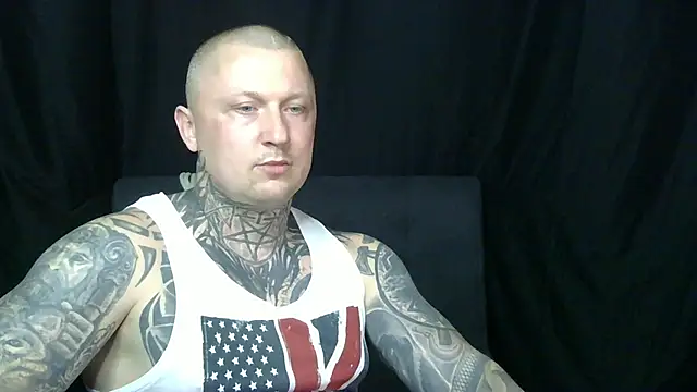Snapshot of devilWithTats chatting on 18, 6, 2026 devilWithTats online show from 18, 6, 2026