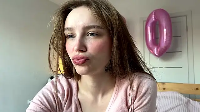 Lolatatee online show from 27, 3, 2026