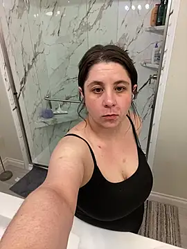 bratbabyannax online show from 28, 3, 2026