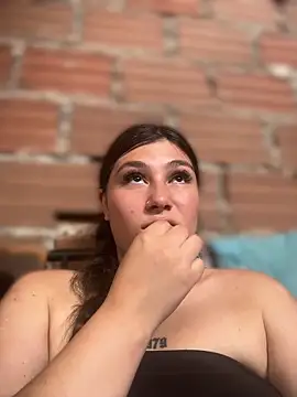 Miss Dani online show from 8, 6, 2026