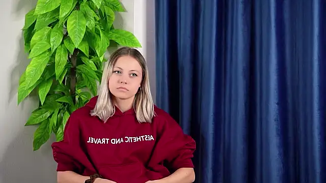 Snapshot of VeniceMoock chatting on 4, 3, 2026 VeniceMoock online show from 4, 3, 2026