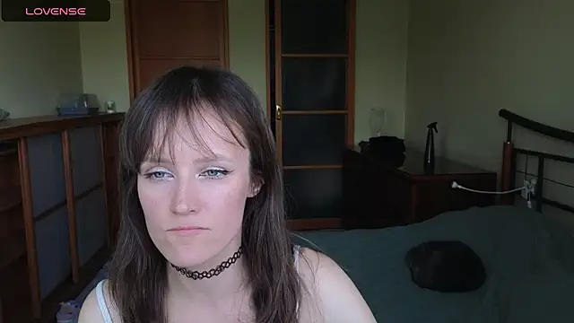 Snapshot of Tender_Swan chatting on 7, 5, 2026 Tender Swan online show from 7, 5, 2026