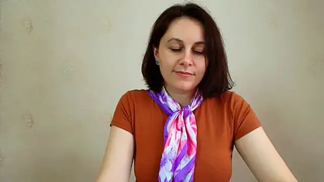 Inessa beauty online show from 10, 5, 2026