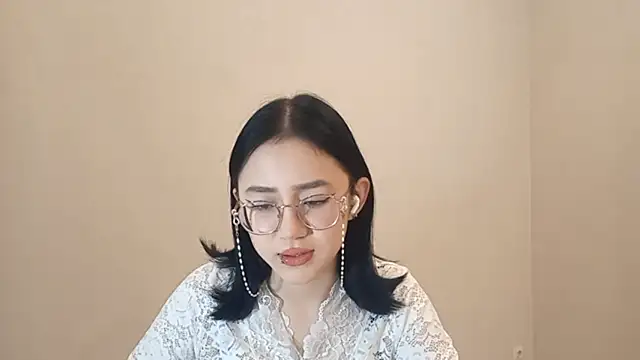 SolvedGlobe online show from 10, 4, 2026