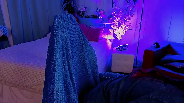 SauvageBirdy online show from 2, 3, 2026