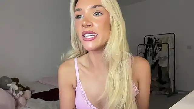 Naughtyblondex online show from 30, 7, 2026