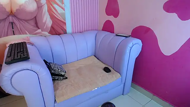 Siena Bouer online show from 10, 4, 2026