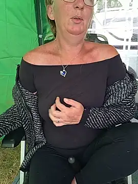 lescoquinsdu40 online show from 30, 5, 2026
