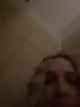 imkhloe online show from 15, 3, 2026