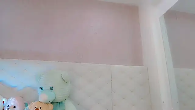 catriona queen16 online show from 12, 4, 2026