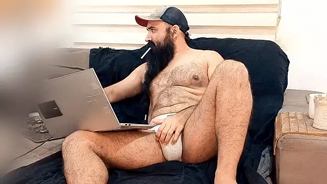 Snapshot of Barba_Negra_Fumador chatting on 8, 7, 2026 Barba Negra Fumador online show from 8, 7, 2026