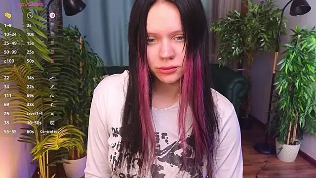 kittenlolla online show from 28, 3, 2026