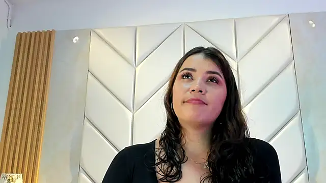 Samanta Rave online show from 4, 5, 2026