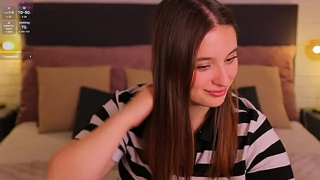 Nicole De Lux online show from 26, 3, 2026