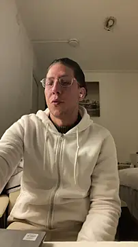 TitanNoir online show from 10, 4, 2026