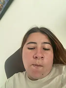 Zoe Luxxe  online show from 28, 5, 2026