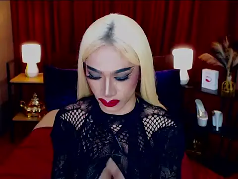 KieraLee online show from 14, 4, 2026