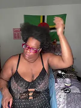 SweetCurvyRose online show from 11, 3, 2026